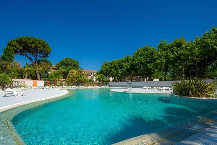 Camping Des Sept Fonts Agde Bagian luar foto